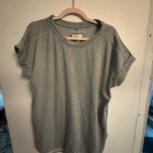 Cupio Gray Rolled-Sleeve Casual Tee